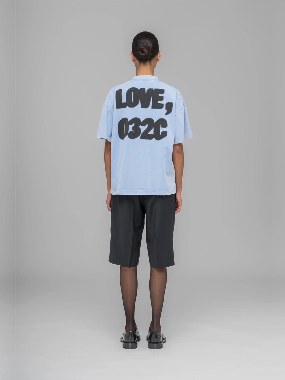 ''032c Loves'' T-Shirt - Faded Light Blue