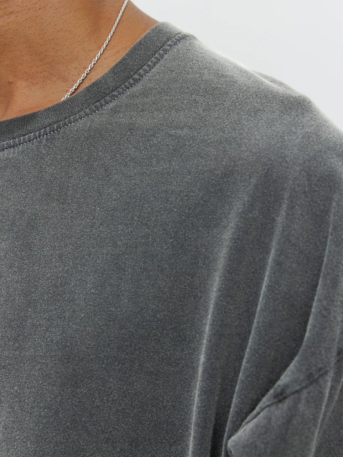 Relaxed Longg sleeved T-Shirt