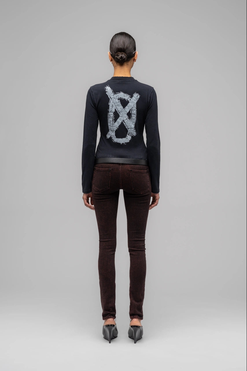 T-shirt ajusté à manches longues « SOS » - Noir délavé
