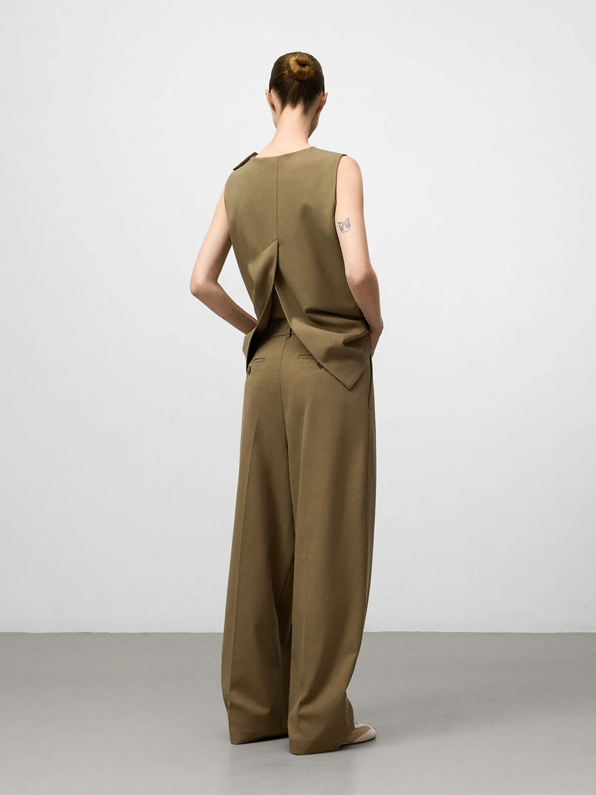 Wide Leg Tailored Trousers