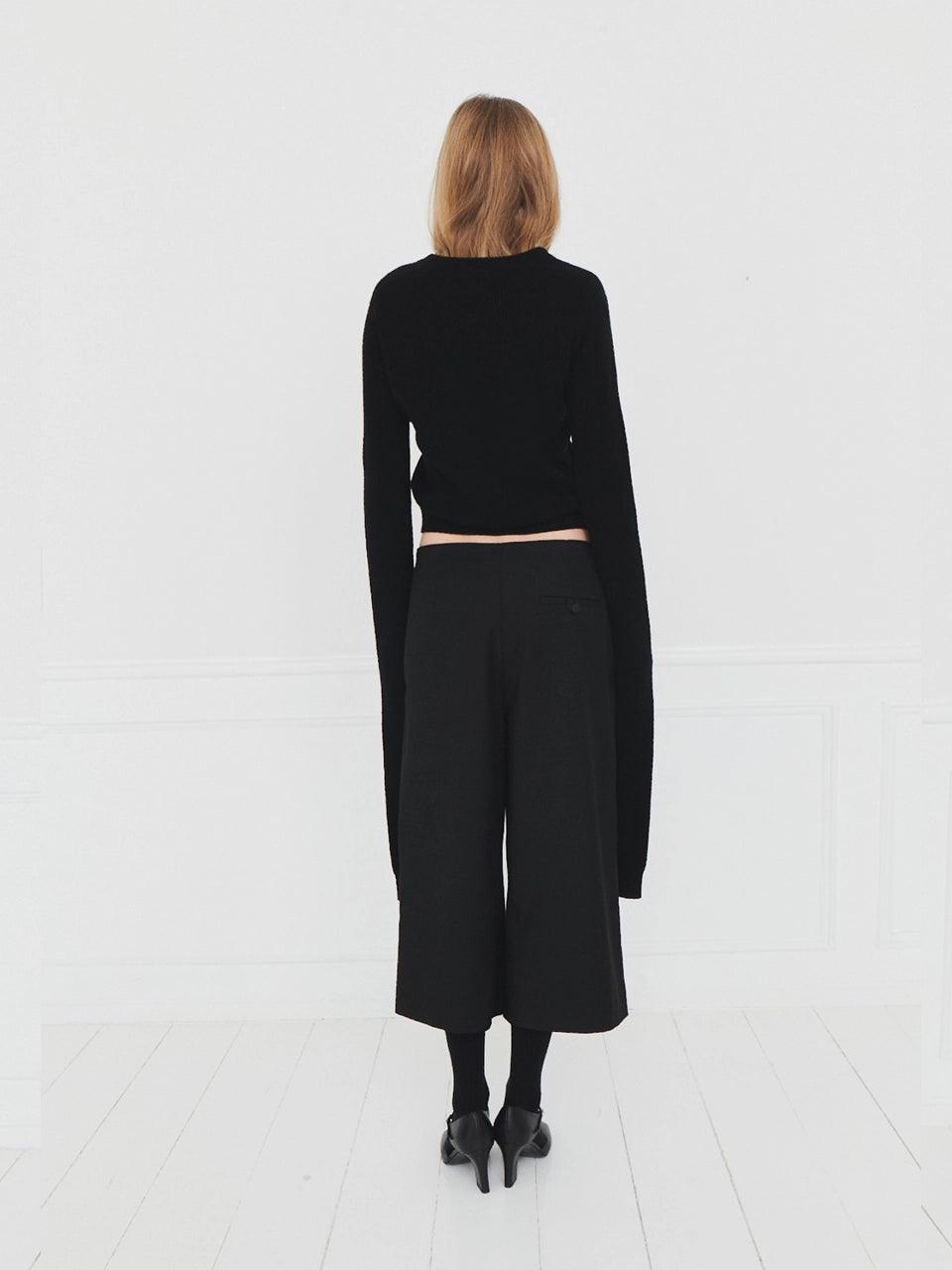 Como Sleeve Knit - Black - ect.studio