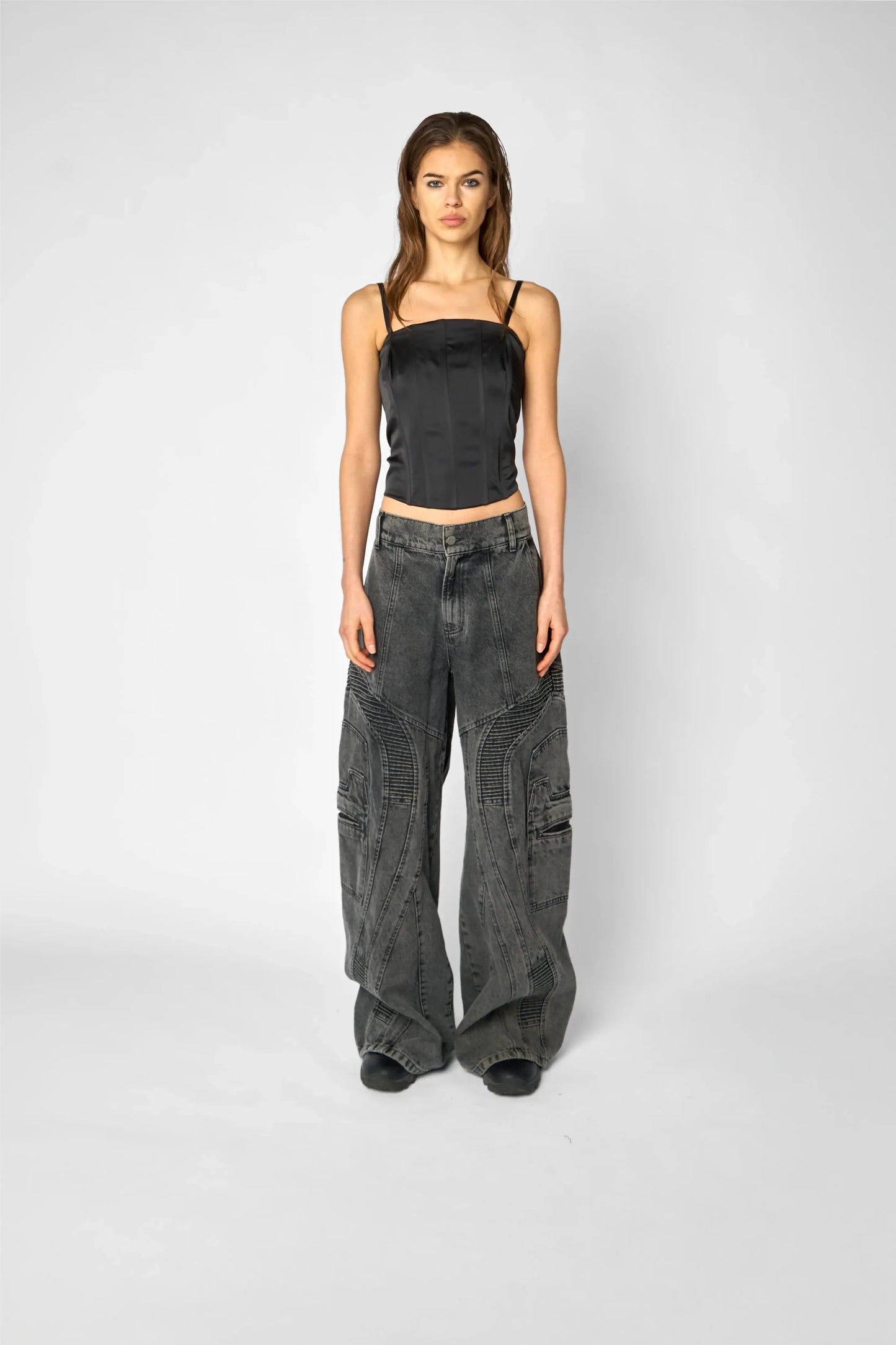 Vains Flow Denim Pants