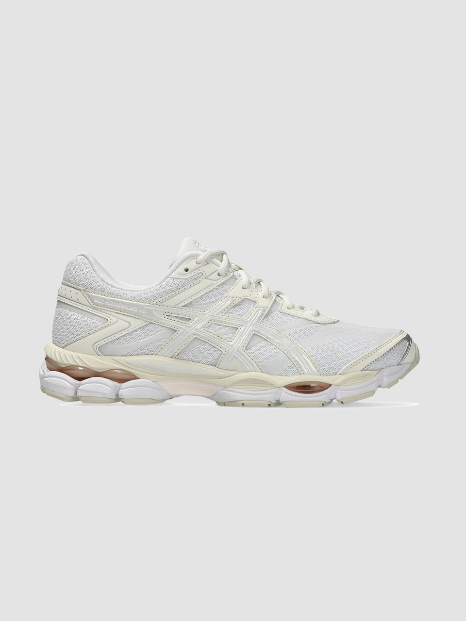 GEL-Cumulus 16 - White / Cream