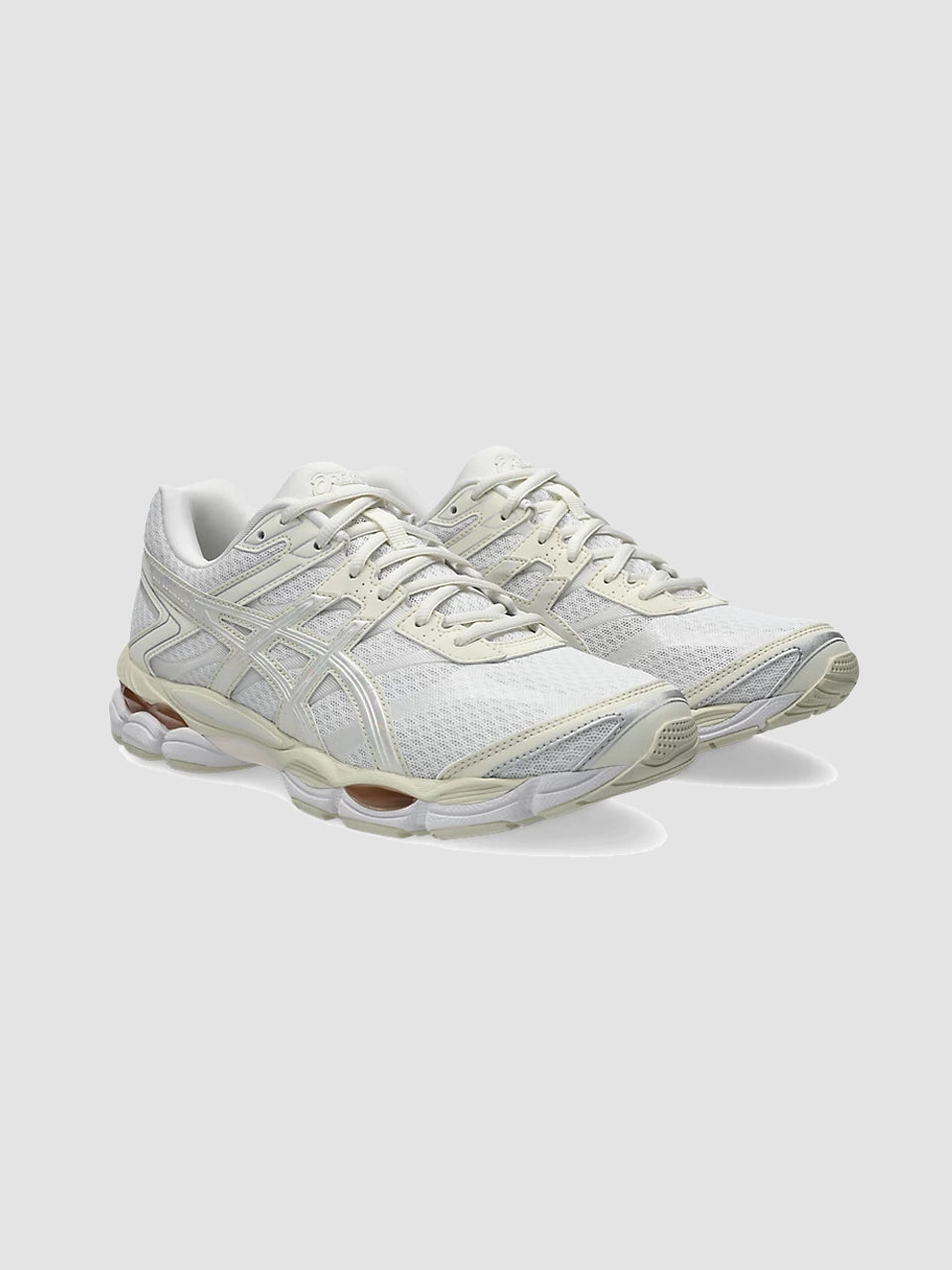 GEL-Cumulus 16 - White / Cream