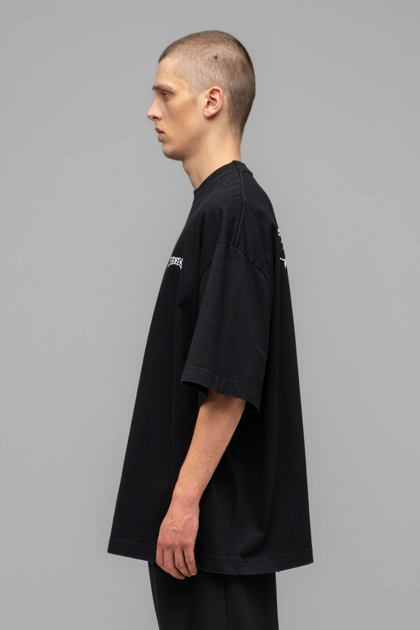 'NERVE SHATTER' Oversized T-shirt - Washed Black