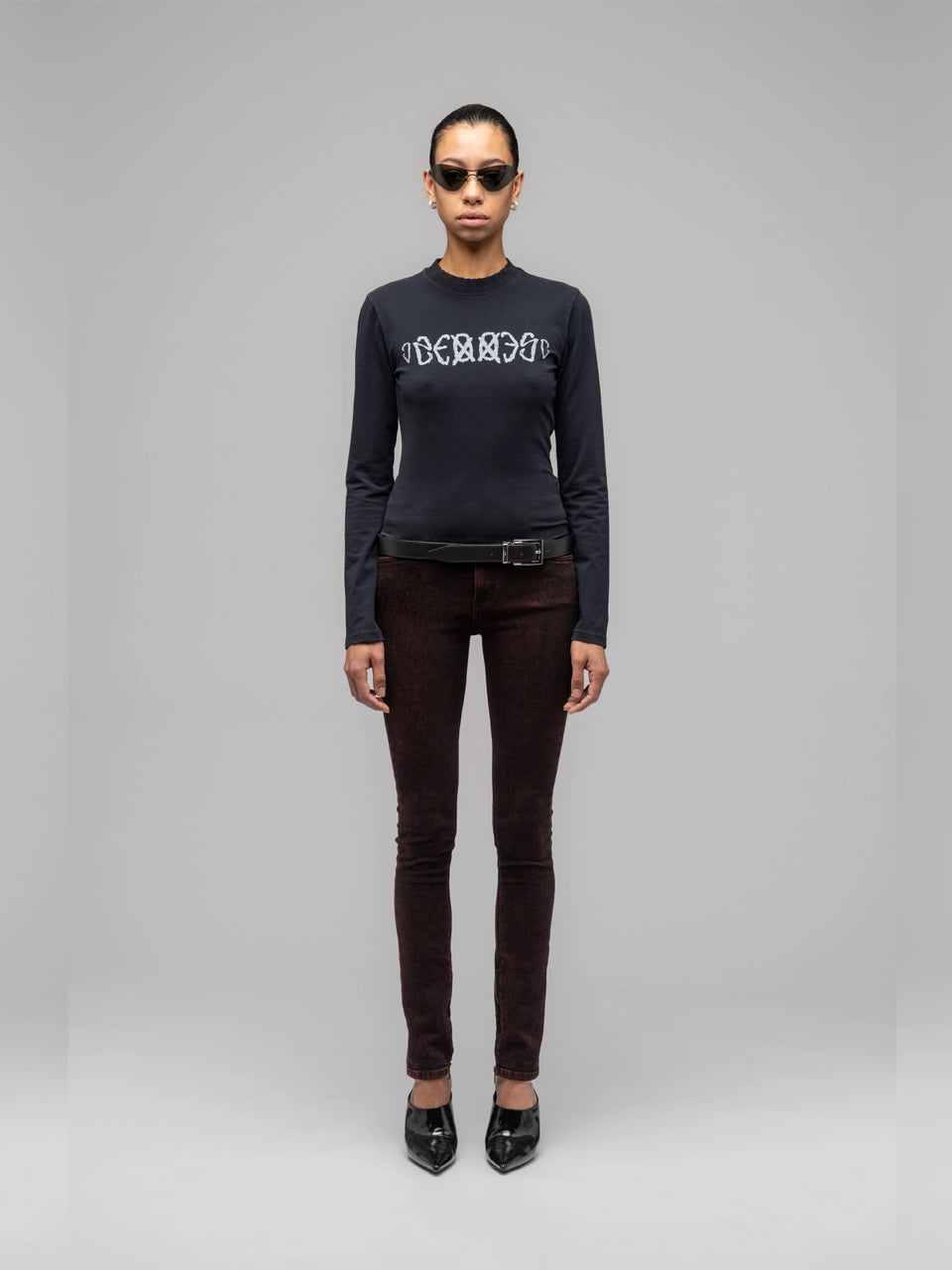 T-shirt ajusté à manches longues « SOS » - Noir délavé 